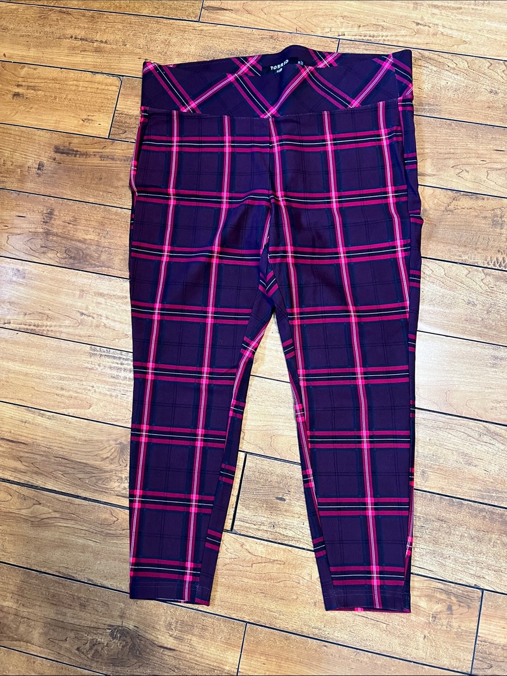 Torrid Plaid pixie pants